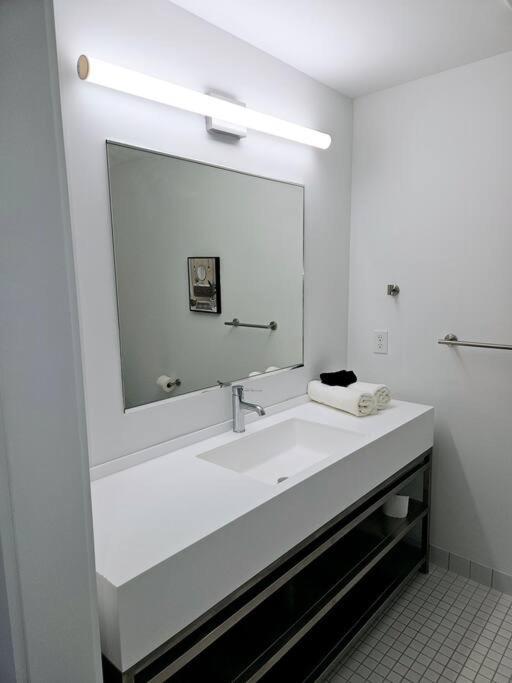 Tremont Smart 11 - A Kcm Property Cleveland Eksteriør billede